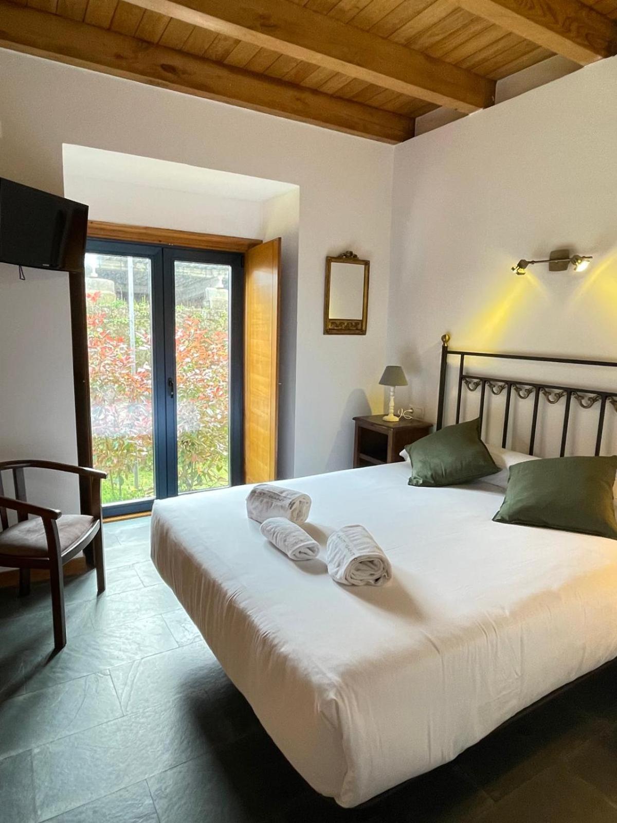 A Ribeira Do Tambre Guest House Troitosende Екстериор снимка