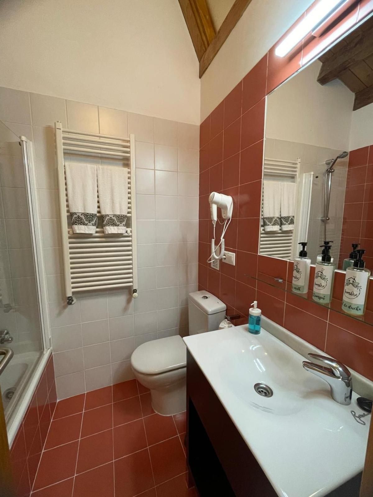 A Ribeira Do Tambre Guest House Troitosende Екстериор снимка