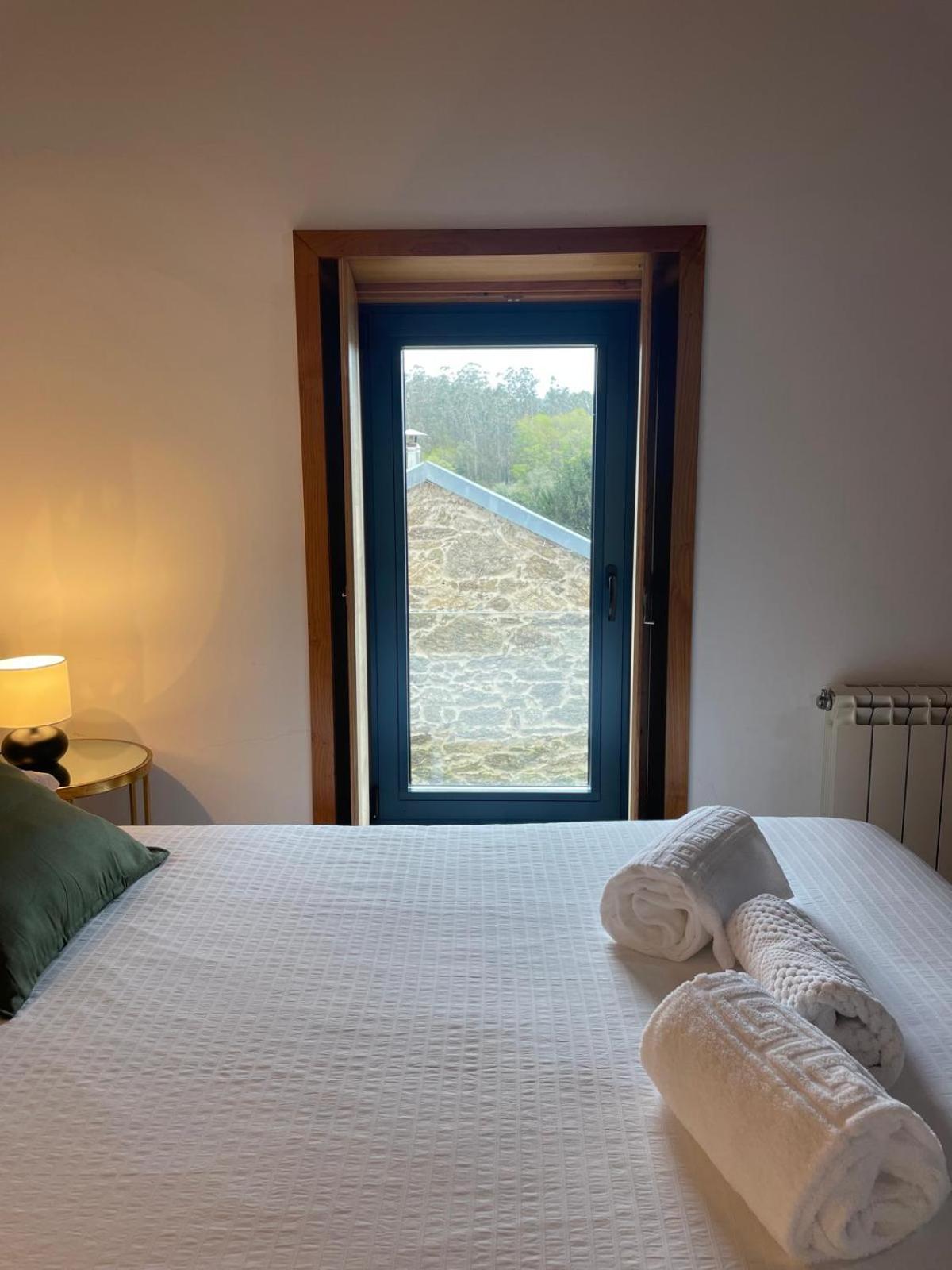 A Ribeira Do Tambre Guest House Troitosende Екстериор снимка